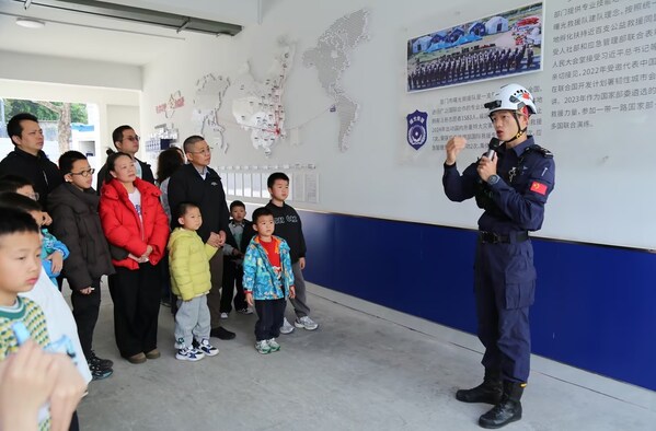 从一瓶水到一个救生瓶 厦门太古可口可乐见证逆行的"曙光"