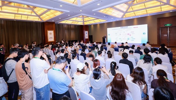 益生菌与健康科学家论坛亮相蓉城，养乐多助推行业发展新动能